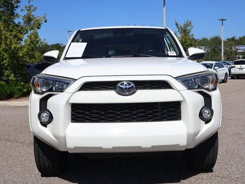 Used 2014 Toyota 4Runner SR5 RWD image 3