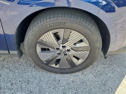 Certified 2025 Nissan Murano SL w/ Cargo Package AWD/4WD image 7