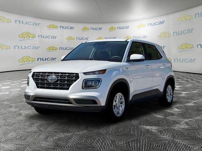 New 2026 Hyundai Venue SE