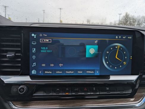 Used 2024 Chevrolet Silverado 1500 LT image 22