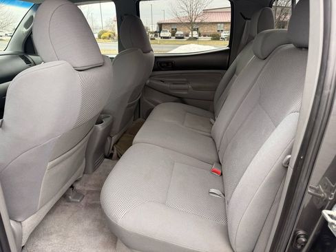 Used 2010 Toyota Tacoma PreRunner image 11