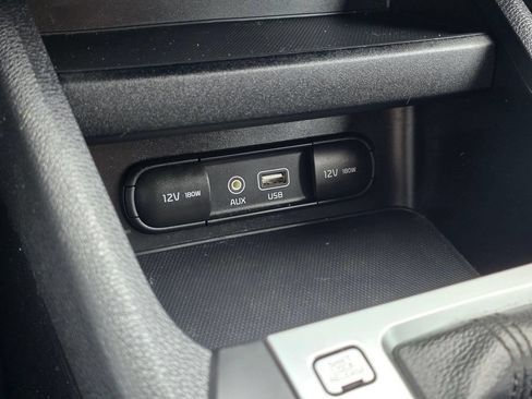 Used 2019 Kia Forte LXS FWD image 23
