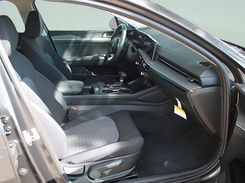 New 2026 Kia K5 LXS image 26