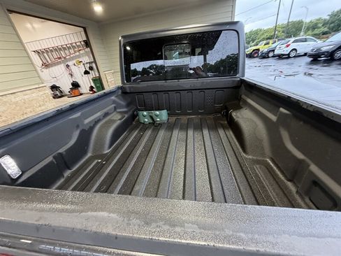 Used 2020 Jeep Gladiator Overland AWD/4WD image 27