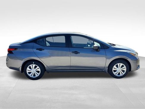 Used 2025 Nissan Versa S w/ Trunk Package image 7