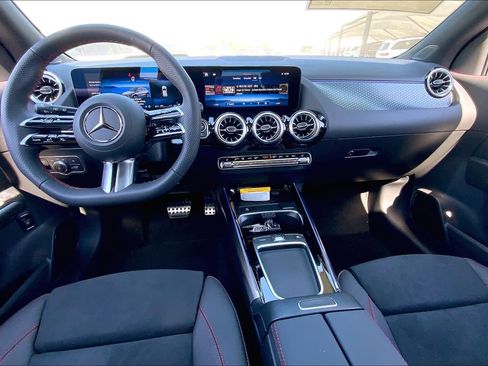 New 2025 Mercedes-Benz GLA 250 image 7