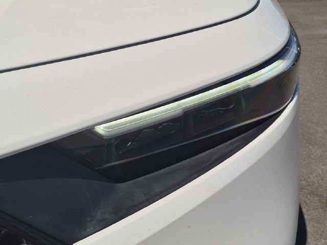 Used 2023 Honda Accord EX image 9