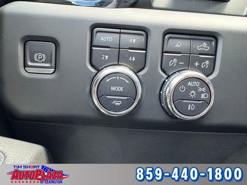 Used 2023 GMC Sierra 1500 Denali w/ Denali Reserve Package AWD/4WD image 31