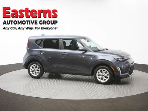 Used 2025 Kia Soul LX w/ LX Technology Package FWD image 46