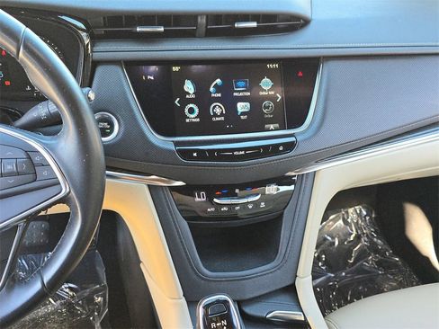 Used 2019 Cadillac XT5 FWD image 26