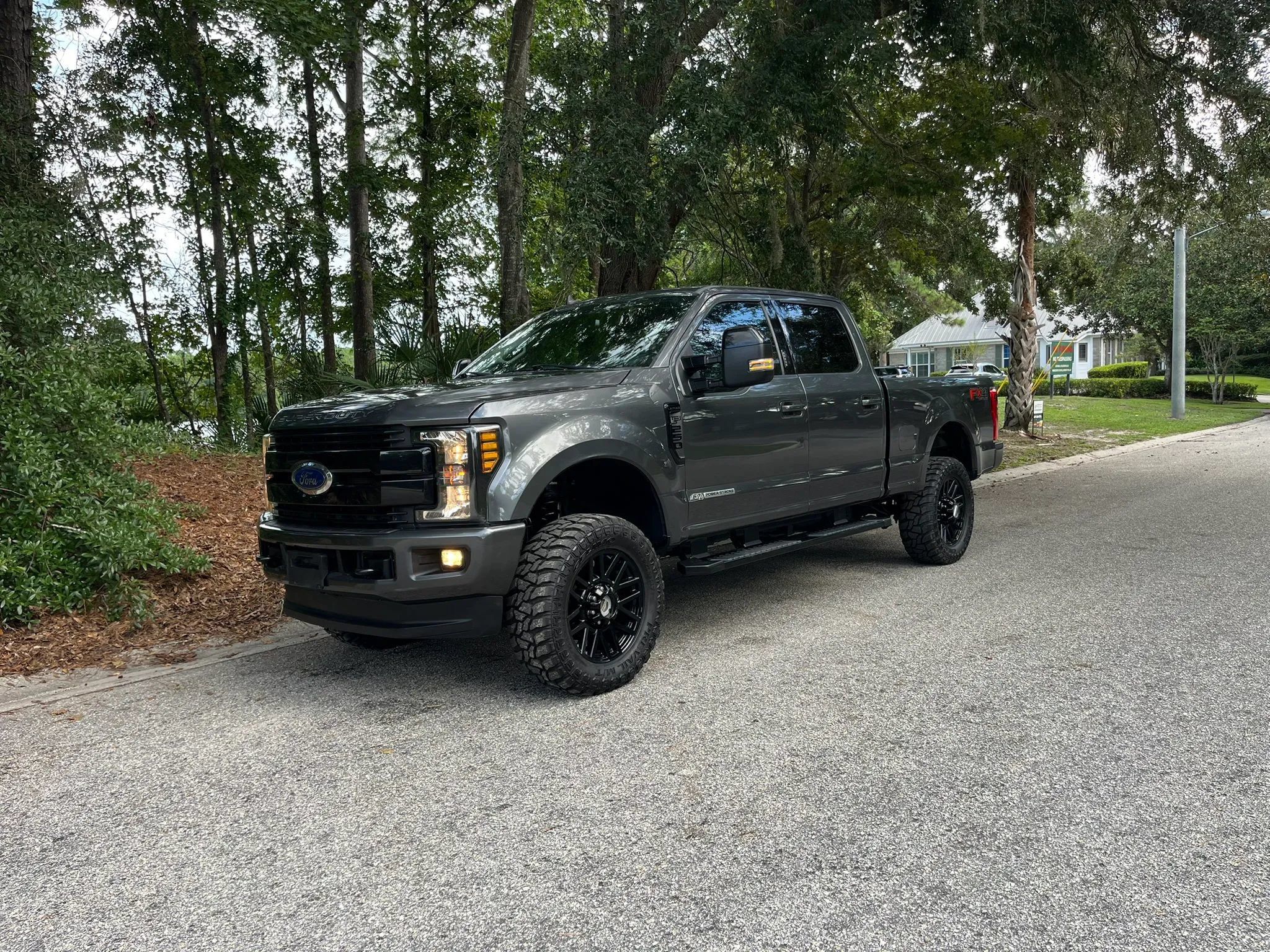 Used 2019 Ford F250 Lariat AWD/4WD image 9