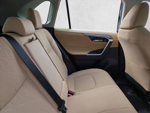 Certified 2025 Toyota RAV4 XLE w/ Convenience Package FWD image 20