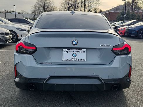 Used 2022 BMW 230i Coupe w/ Premium Package 2 RWD image 5