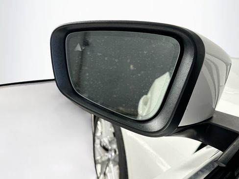 Used 2025 BMW 330i 330i image 16