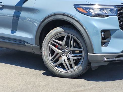 New 2026 Ford Explorer ST w/ Sun And Sound Package AWD/4WD image 2