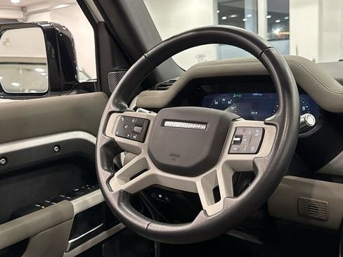Used 2021 Land Rover Defender 110 SE image 29