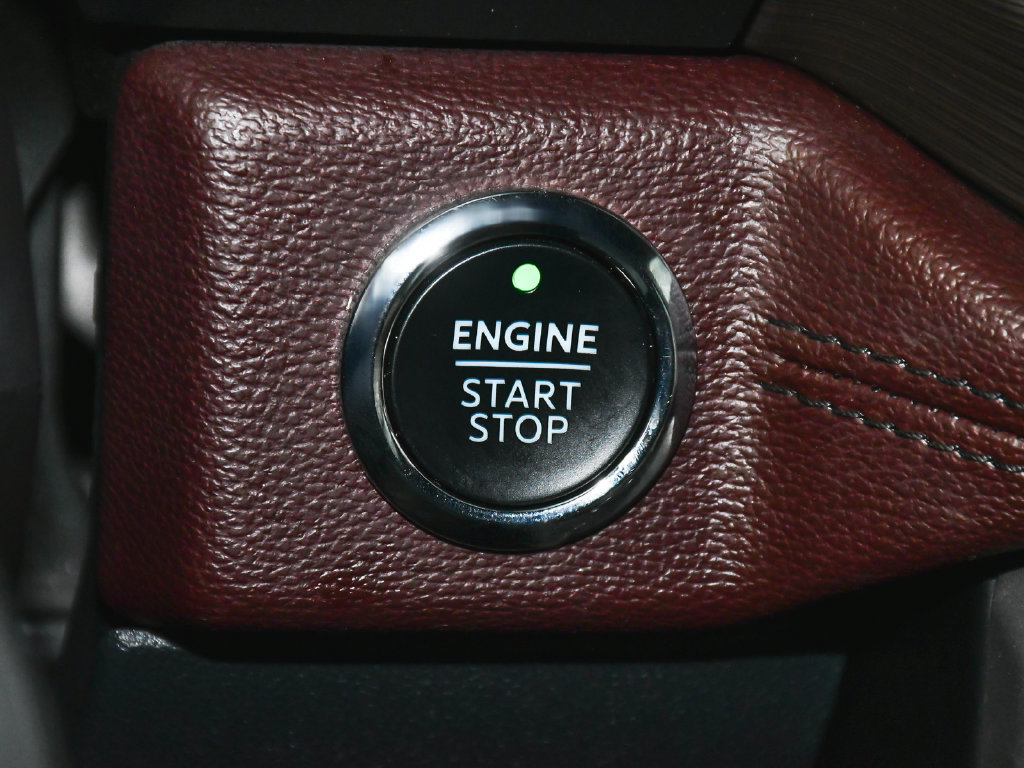 Used 2023 Ford Expedition Limited AWD/4WD image 27