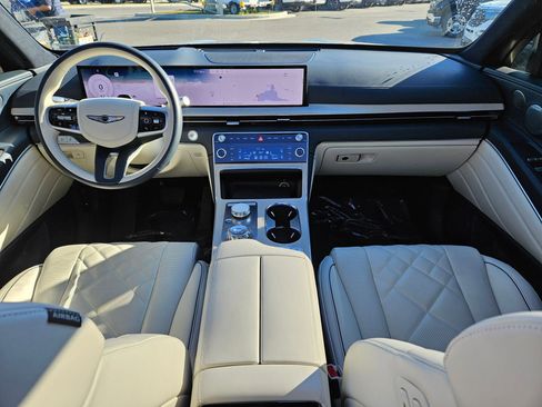 Used 2025 Genesis GV80 3.5T Prestige image 30