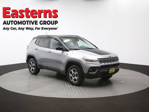 Used 2022 Jeep Compass Trailhawk w/ Trailhawk Elite Group AWD/4WD image 49
