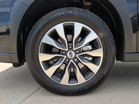 Certified 2025 Subaru Outback Limited AWD/4WD image 13