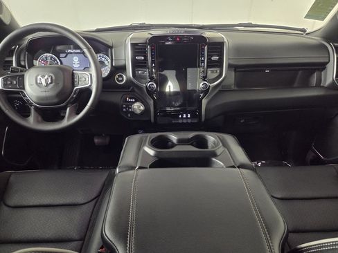 Used 2025 RAM 1500 Laramie AWD/4WD image 26