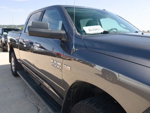 Used 2018 RAM 2500 Big Horn AWD/4WD image 11