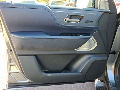 New 2026 INFINITI QX80 4WD w/ Sport Exterior Package image 9