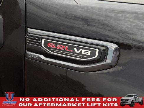 Used 2024 GMC Sierra 1500 AT4 w/ AT4 Preferred Package AWD/4WD image 6