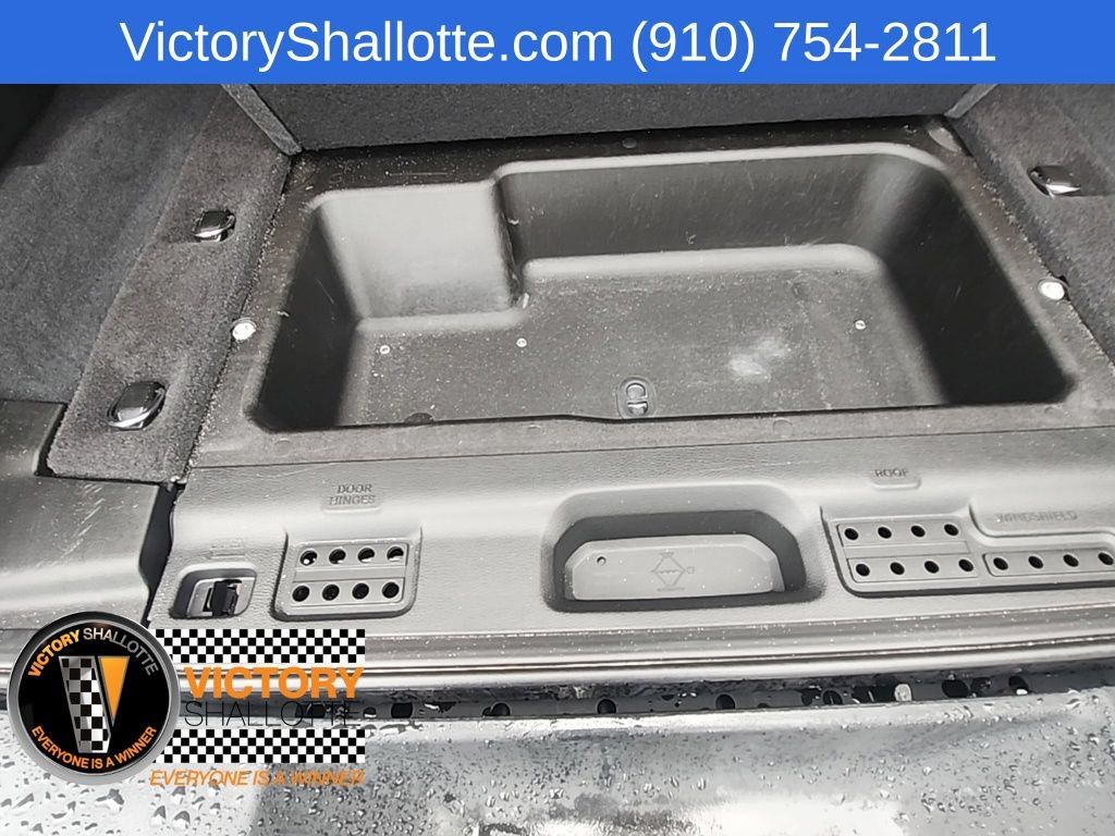 Used 2024 Jeep Wrangler Unlimited Sport AWD/4WD image 27