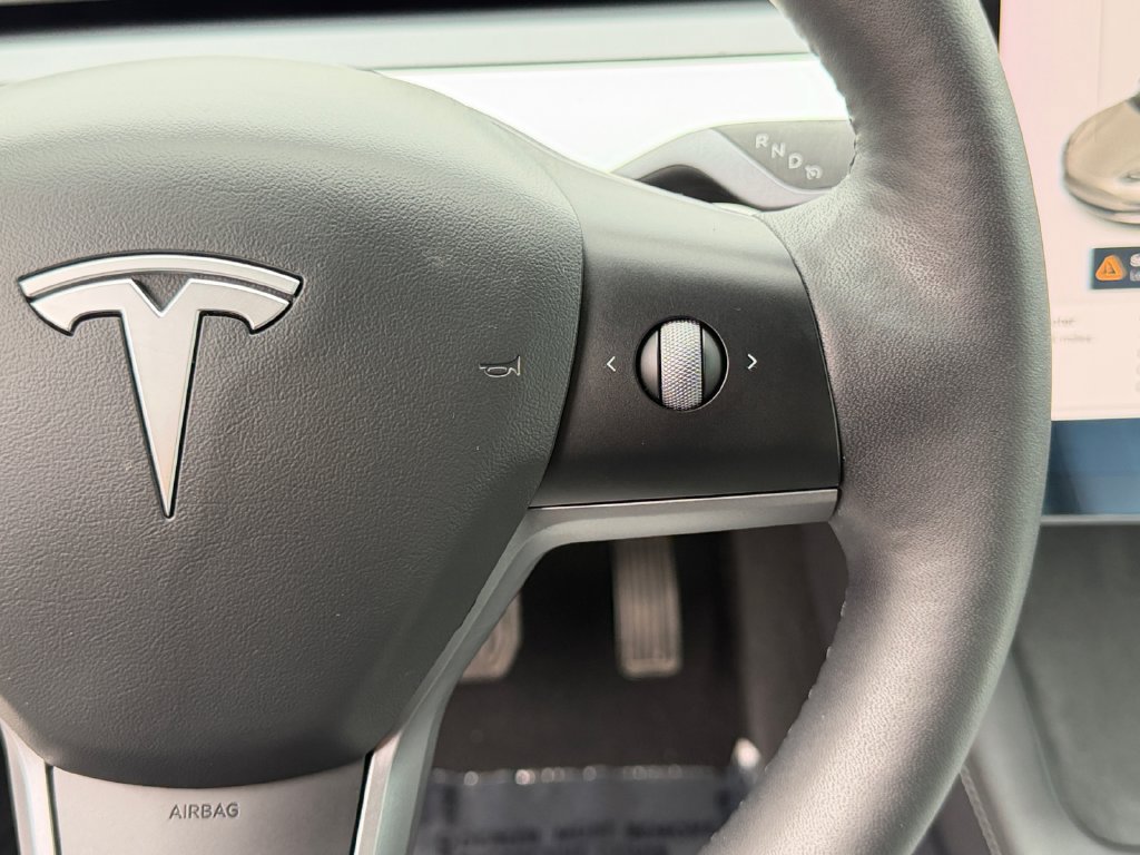 Used 2021 Tesla Model 3 Standard Range Plus RWD image 19