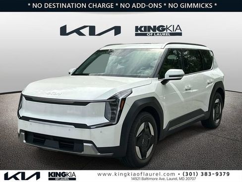 Used 2024 Kia EV9 Wind AWD/4WD image 26