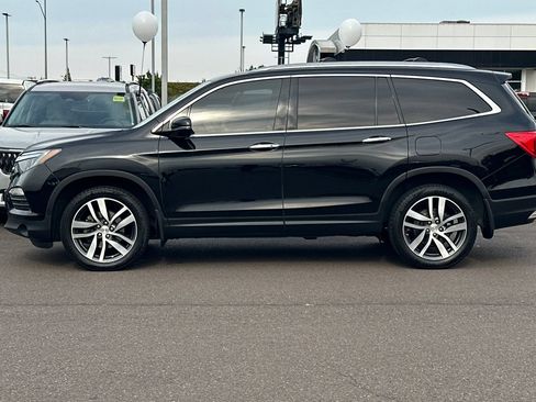 Used 2017 Honda Pilot Elite image 7