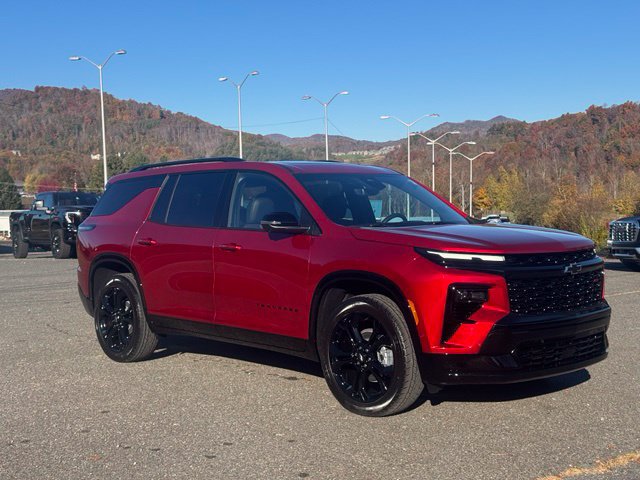 New 2027 Chevrolet Traverse RS w/ LPO, Floor Liner Package AWD/4WD image 9