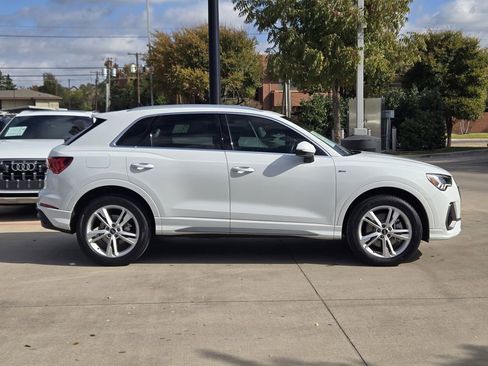 Certified 2023 Audi Q3 2.0T Premium w/ 19" Wheel Package image 5