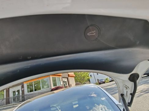 Used 2022 Tesla Model 3 Long Range AWD/4WD image 18
