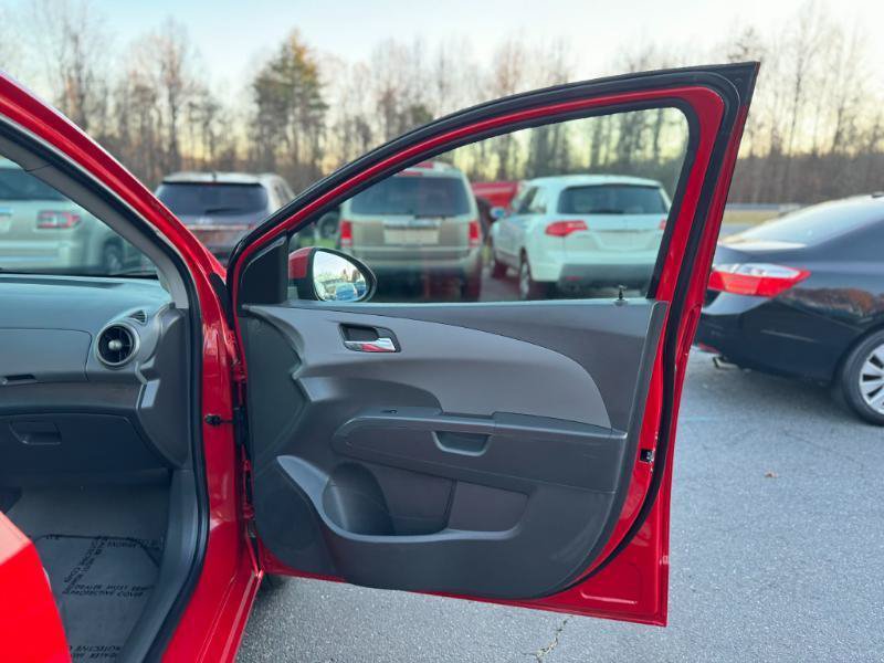 Used 2012 Chevrolet Sonic LT FWD image 13