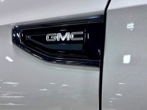 Used 2024 GMC Yukon Denali Ultimate AWD/4WD image 50