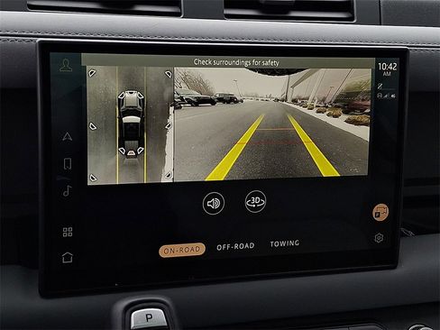 Certified 2025 Land Rover Defender 110 S image 24