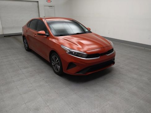 Used 2023 Kia Forte LXS w/ LXS Technology Package FWD image 13