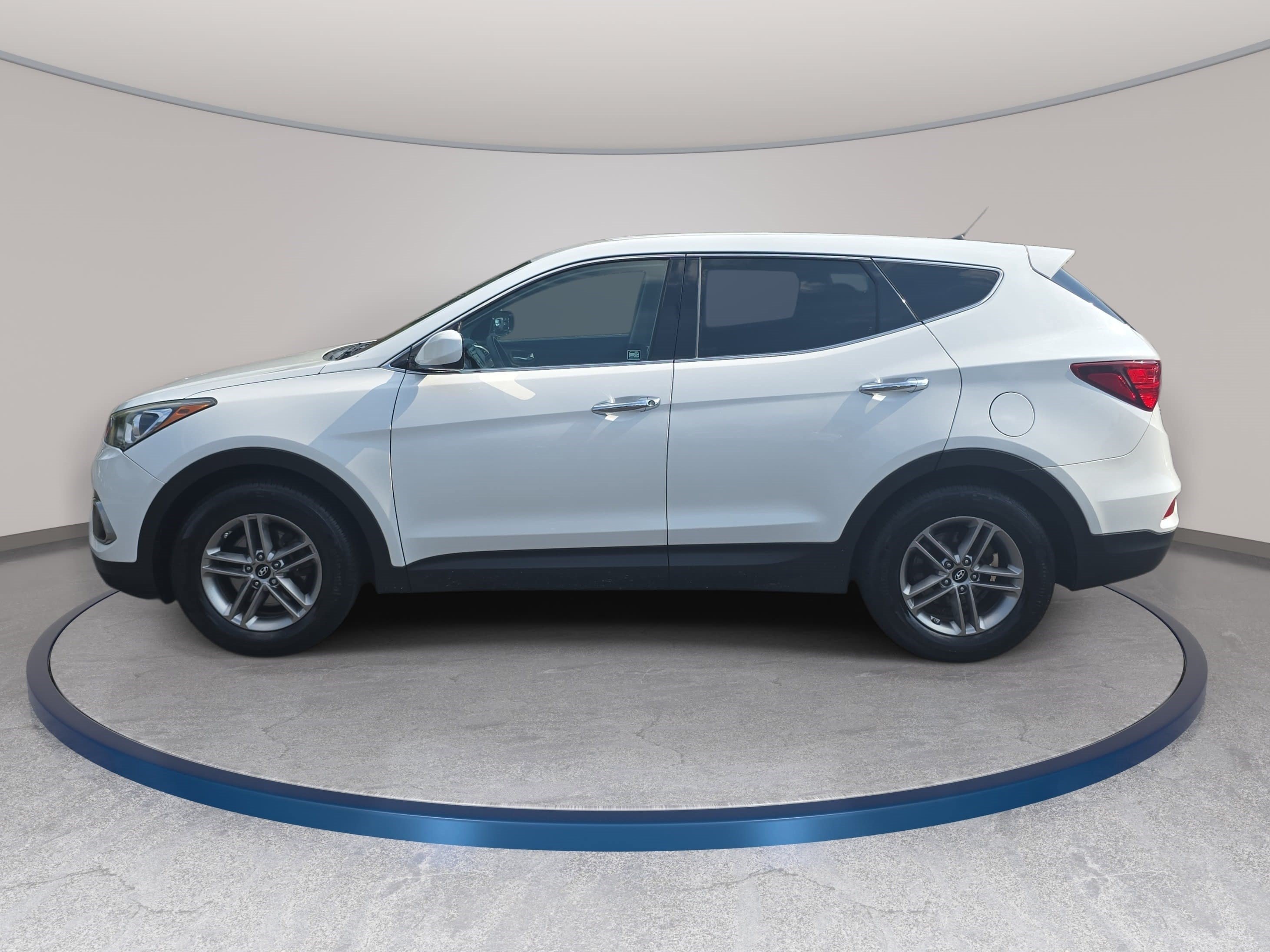 Used 2018 Hyundai Santa Fe Sport FWD image 8