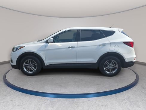 Used 2018 Hyundai Santa Fe Sport FWD image 8