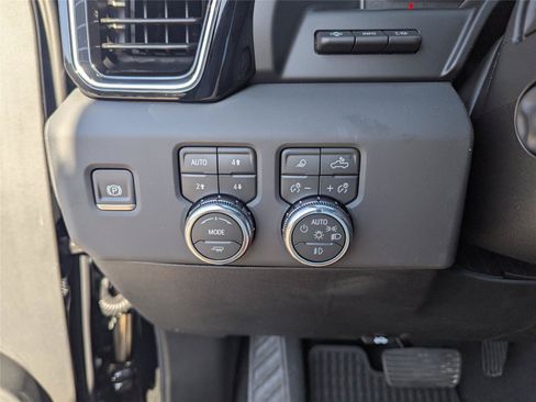 New 2026 GMC Sierra 1500 Denali Ultimate AWD/4WD image 29