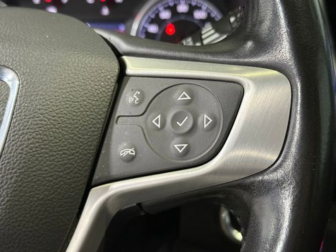 Used 2022 GMC Terrain SLT image 24