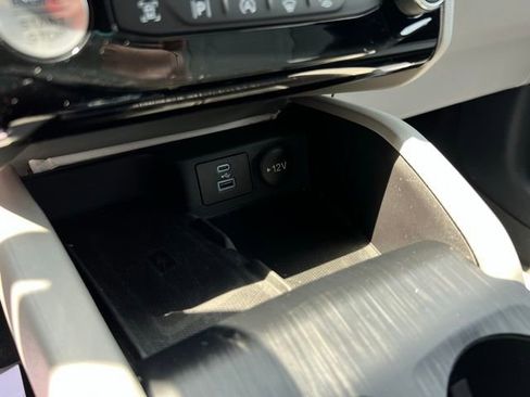 Used 2023 Ford Escape Platinum w/ Premium Technology Package image 14