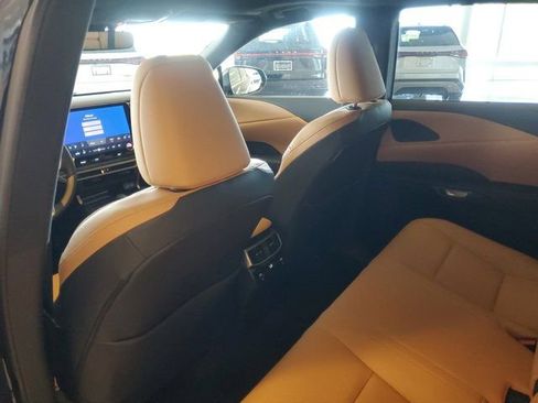 Used 2025 Lexus RX 350 Premium w/ Convenience Package FWD image 16