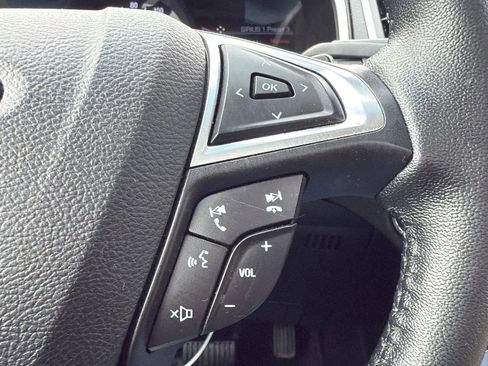 Used 2018 Ford Edge SEL w/ Equipment Group 201A image 11