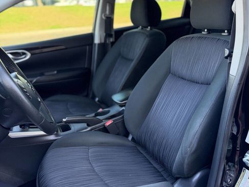 Used 2019 Nissan Sentra SV image 11