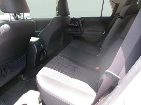 Used 2024 Toyota 4Runner TRD Off-Road image 9