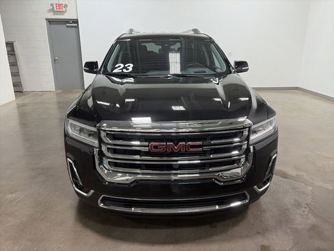 Used 2023 GMC Acadia SLT w/ Technology Package image 7