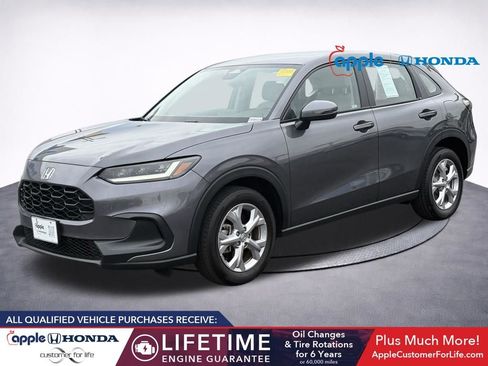 Used 2023 Honda HR-V LX image 3